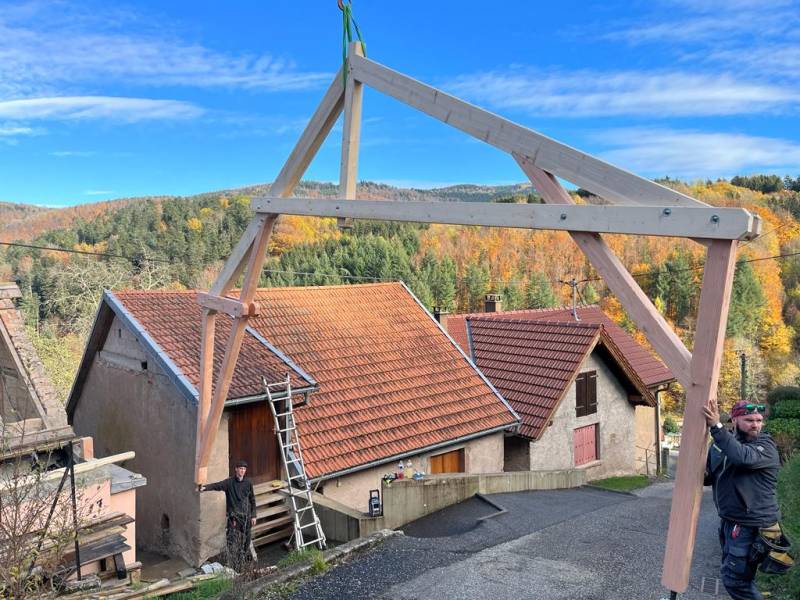 Extension en bois d'une maison alsacienne à Schirmeck dans la Vallée de la Bruche